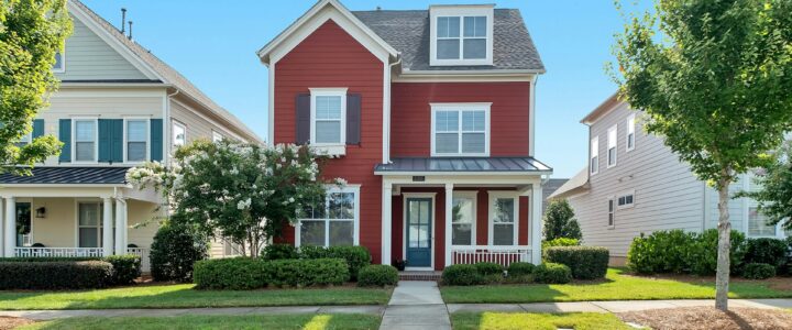 6 Common Exterior Painting Mistakes That Can Ruin Home’s Curb Appeal